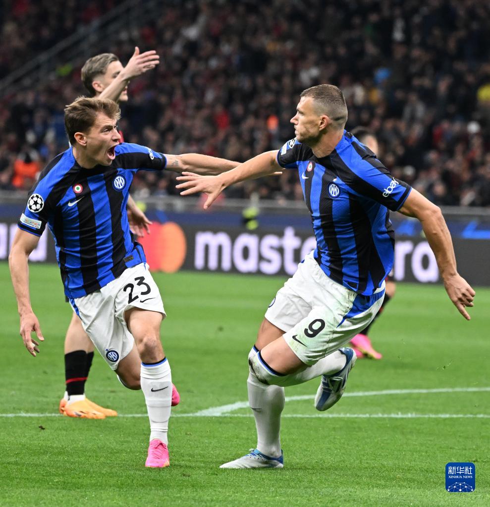 谢什科？阿莫林：重要的是霍伊伦在进球，转会市场我也不清楚（被问及谢什科，阿莫林：霍伊伦进球才最重要，转会动态我也不确定）