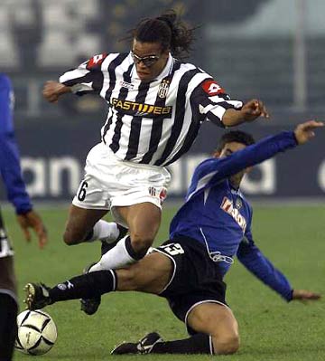 邦本宜裕：我本人非常愿意与辽宁铁人协商并完成续约合同（邦本宜裕：愿与辽宁铁人商谈续约并尽快完成签署）