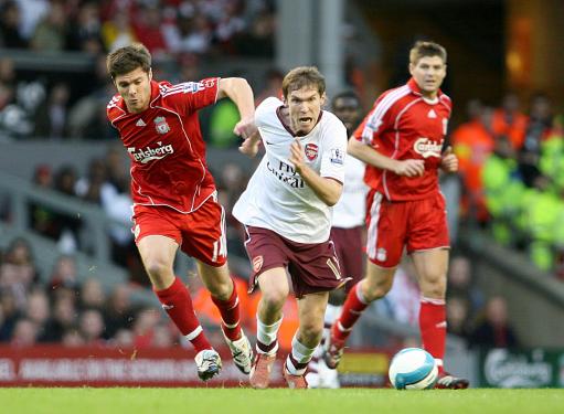 14场4球！19岁非洲中场天才新星横空出世，两大欧洲豪门都想签他（19岁非洲中场新星爆红：14战4球，两大欧洲豪门抢签）