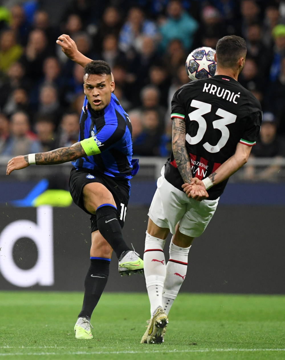 天空：狼堡计划冬窗签下菲尔克鲁格以及小蜜蜂中卫阿耶（天空体育：沃尔夫斯堡计划冬窗引进菲尔克鲁格与布伦特福德中卫阿耶）