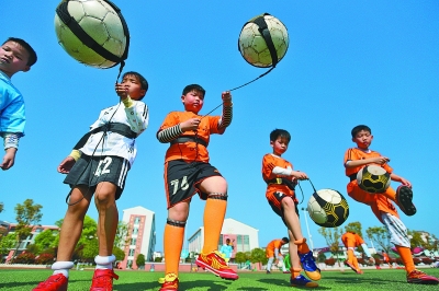 场均造一球，姆巴佩欧冠客场43场斩32球11助攻（姆巴佩欧冠客场43战32球11助，场均造1球）