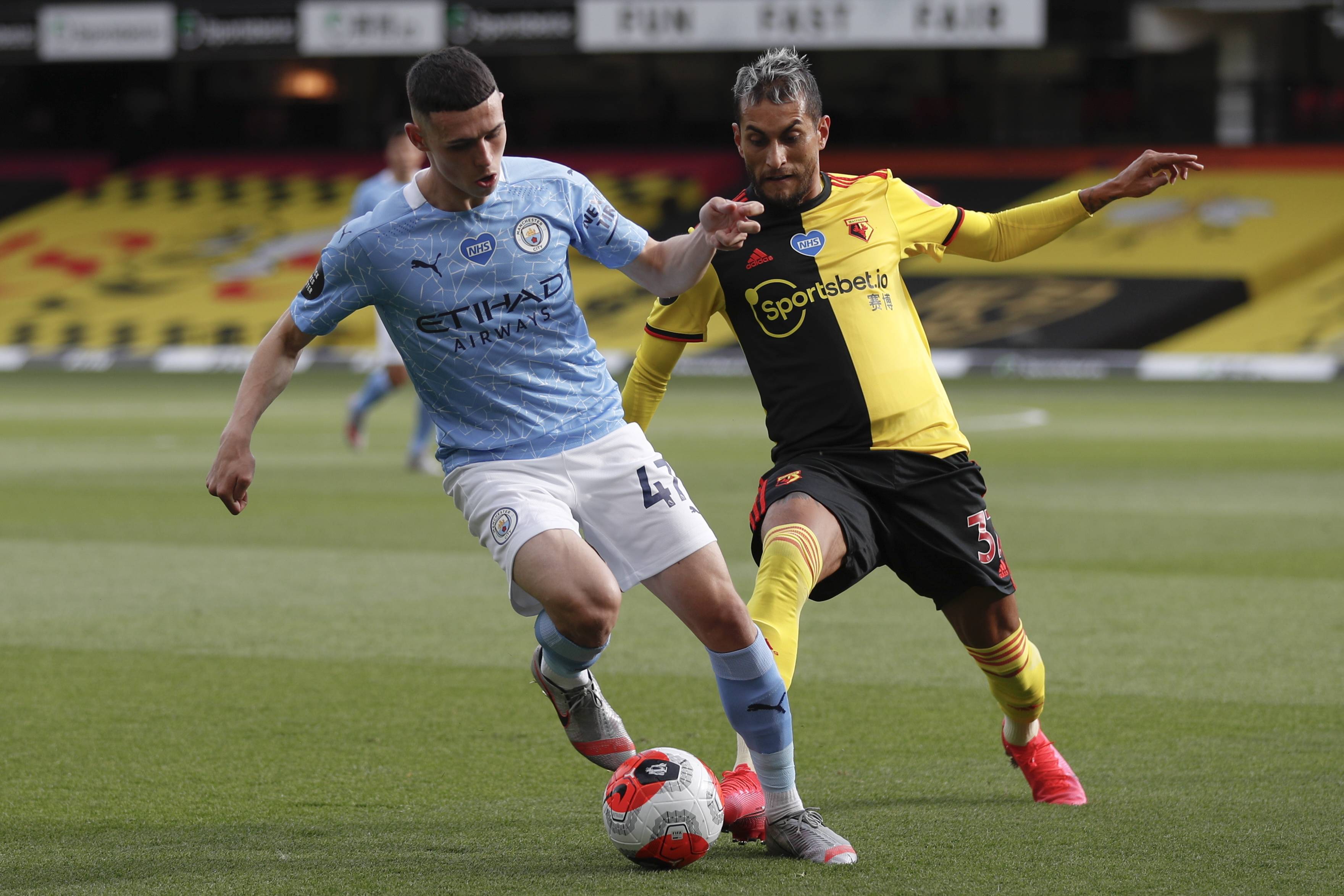 亚洲第一门将？陈威4项数据高居亚冠第一：国门最佳接班人！（陈威亚冠四项领跑，被誉为国门最佳接班人：亚洲第一门将在望？）