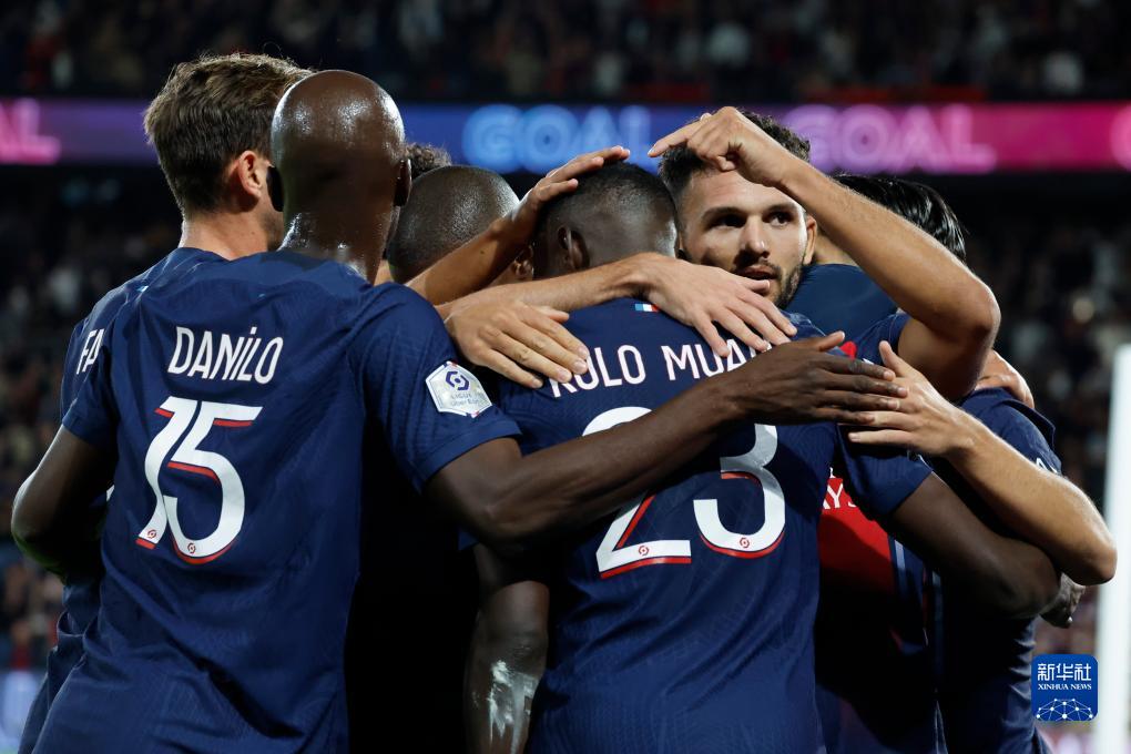 利物浦欧冠小组赛关键战平切尔西（欧冠小组赛关键一役，利物浦与切尔西战成平局）