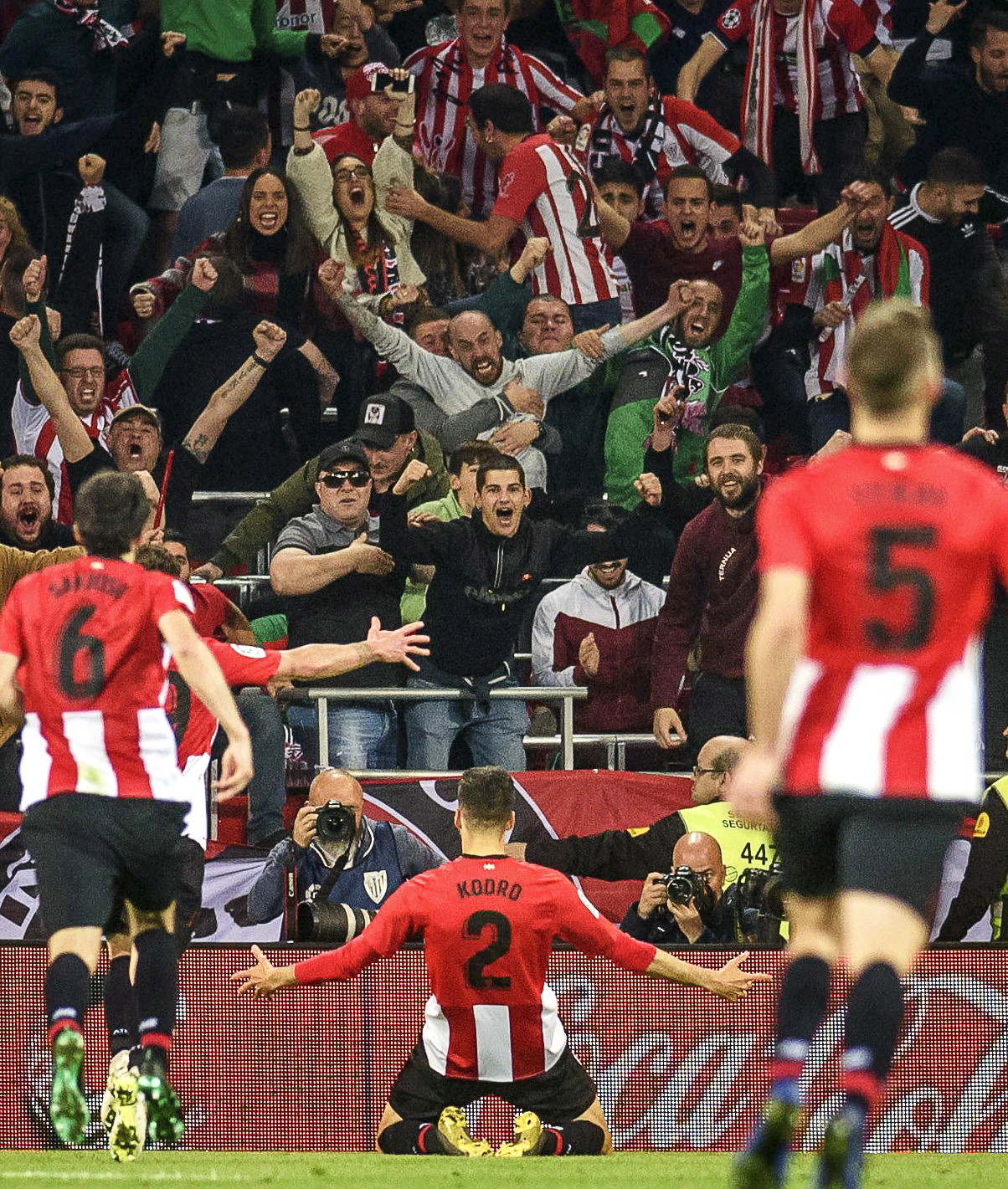 拉波特伤愈归来！毕尔巴鄂竞技双核回归迎战皇马（拉波特复出！毕尔巴鄂竞技双核齐回归挑战皇马）