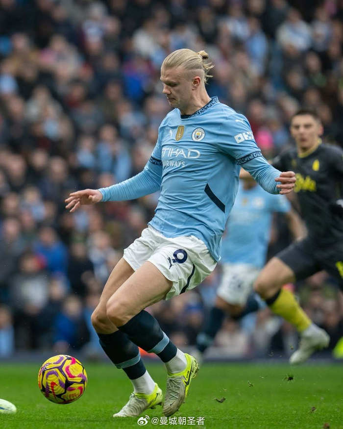 杰伦·布伦森33分率队大胜，助攻数跻身尼克斯队史前18（杰伦·布伦森轰下33分助尼克斯大胜，助攻数跻身队史前18）