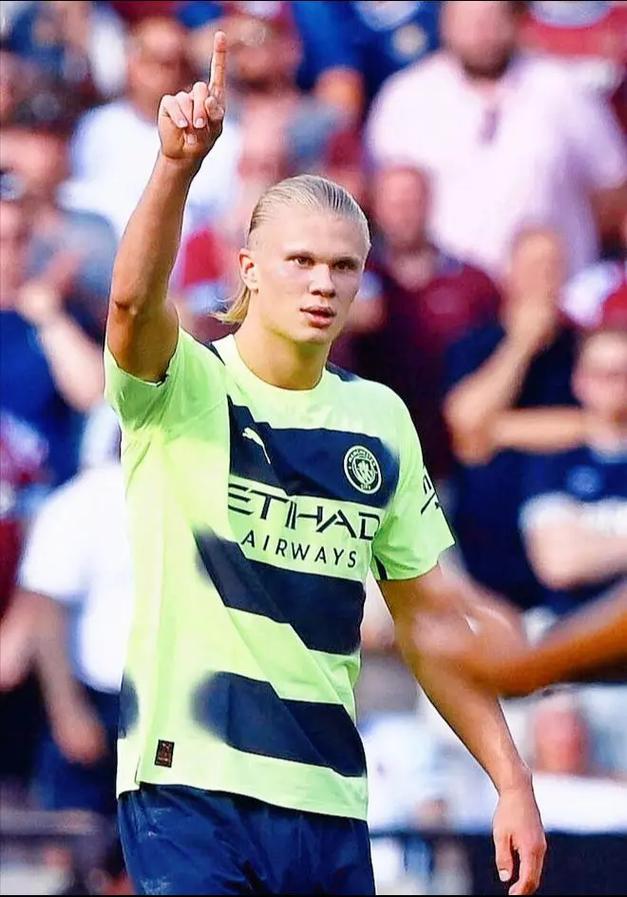 记者：米利唐腘绳肌位置受伤，将于明日接受详细检查（记者：米利唐遭遇腘绳肌伤势，明日将接受进一步检查）